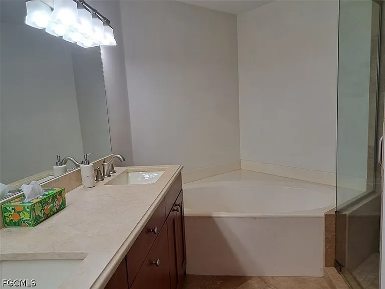 11271 Tamarind Cay Ln #1603 — Photo 12