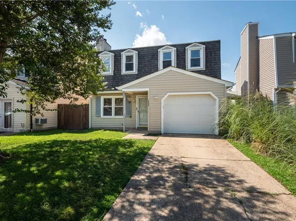 1505 Oak Knoll Ln, Virginia Beach, VA 23464