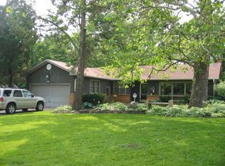 861 S Wright St, Naperville, IL 60540