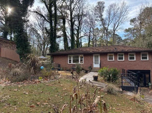 4213 Rockbridge Heights Dr #A, Stone Mountain, GA 30083