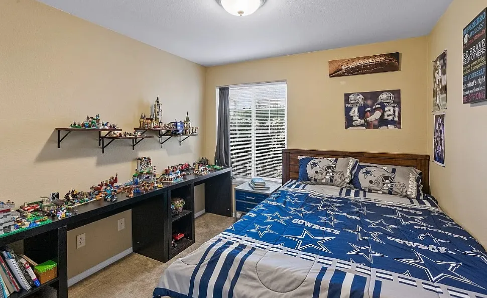2 bed, 875 sqft, $1,700 — Photo 2