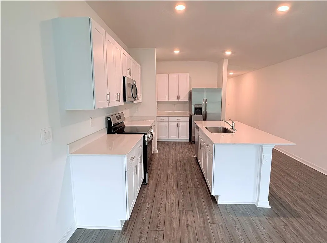 3 bed, 1429 sqft, $1,895 — Photo 4