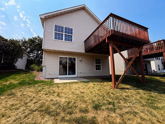 5th image of 7476 Hampton Ln