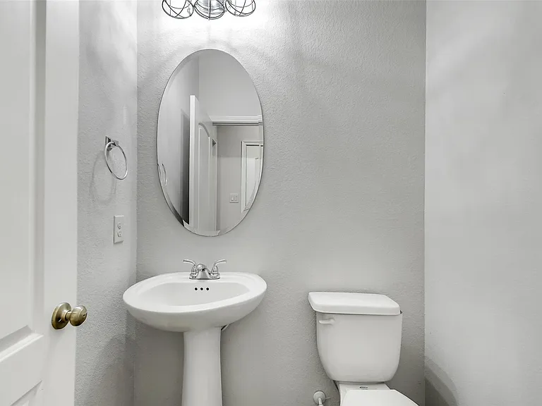 218 Kinnerly Peak Pl — Photo 16