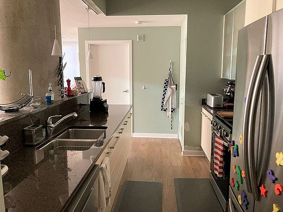 5th image of 432 S Washington Ave Unit 1503