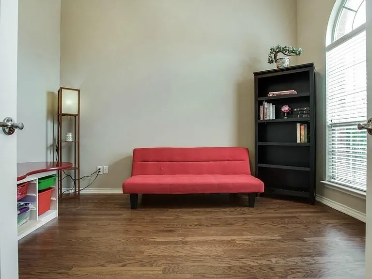 4200 Mesa Dr — Photo 6