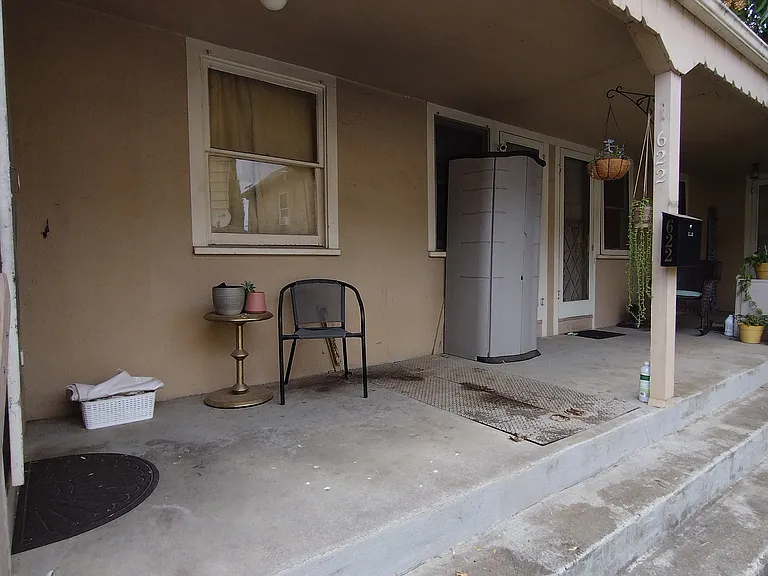 622 Chestnut St #622 — Photo 3
