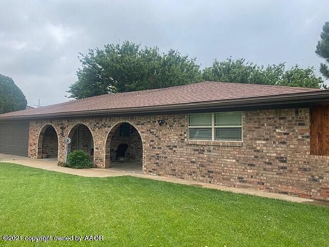 1st image of 301 Melinda Ln