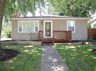548 10th St, Wood River, IL