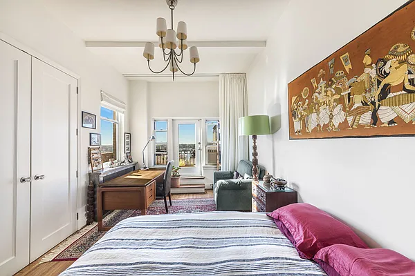 Sold by Owner | media 8