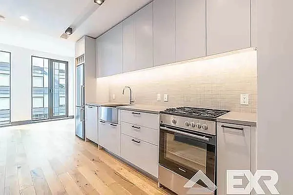 Rented by The KCI Group | media 8