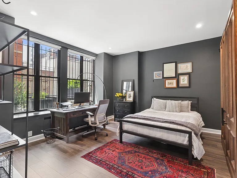 252 W 30th St #2B — Photo 6
