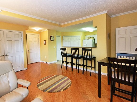 3rd image of 300 Mamaroneck Ave APT 204