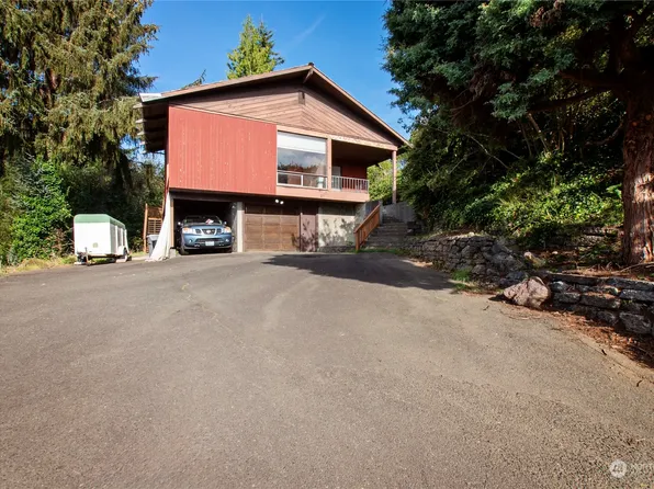 300 Lawrence Drive, Hoquiam, WA 98550