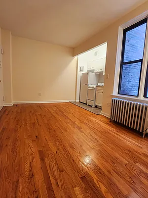 Rented by Corcoran | media 8