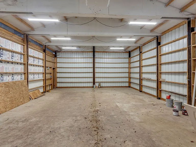 26307 S Highway 213 — Photo 24