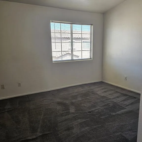 2500 Adelante Ave — Photo 8