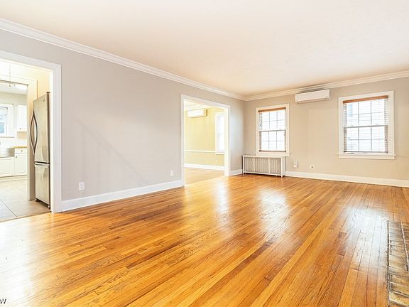 3rd image of 3350 Avalon Rd