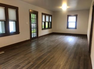 206 N 4th St, Selah, WA 98942