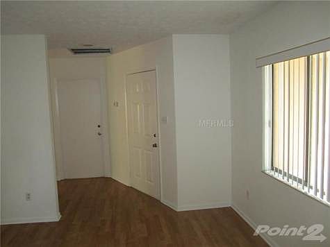 3rd image of 15718 Country Lake Dr