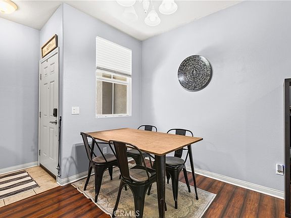 3rd image of 1915 Bassett Ln