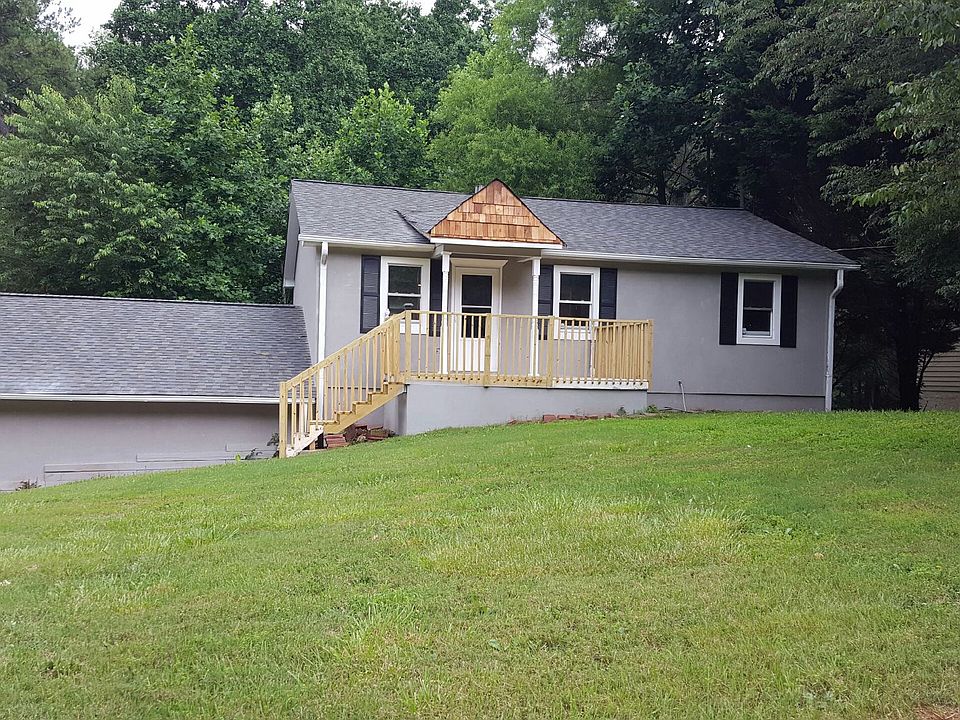 2nd image of 731 Brighton Dr