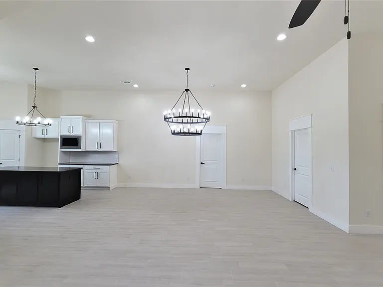 108 Tralee Ct — Photo 18