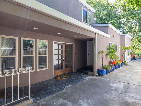 5th image of 1358 Mariposa Ave