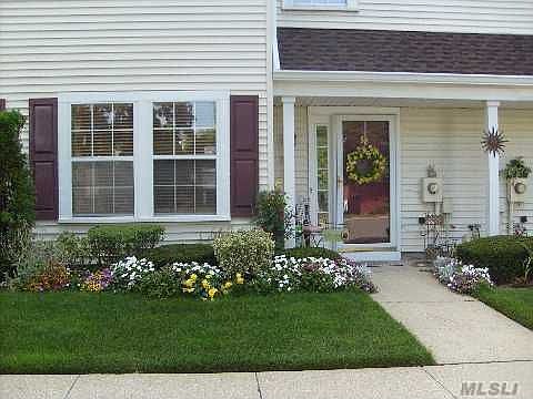 1st image of 58 Stratford Grn