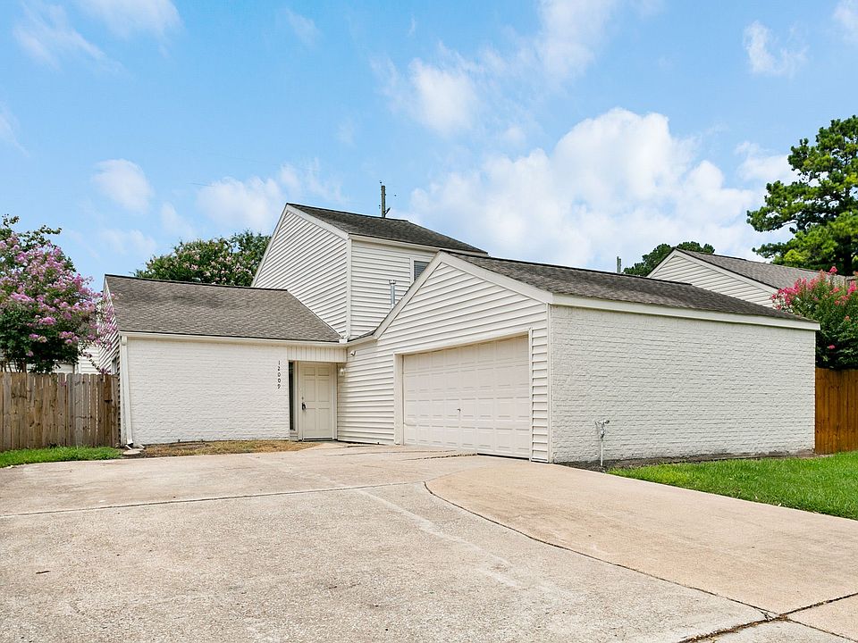 1st image of 12009 Champion Forest Dr