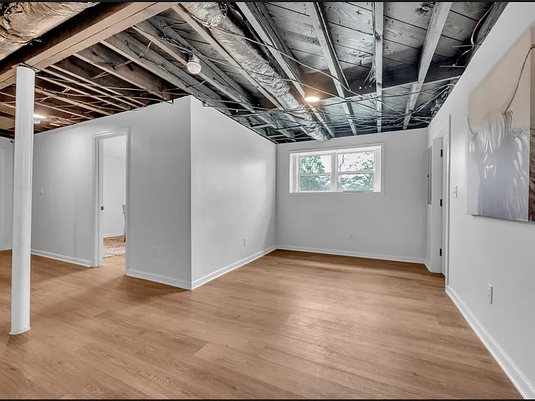 917 Forrest Dr S — Photo 33