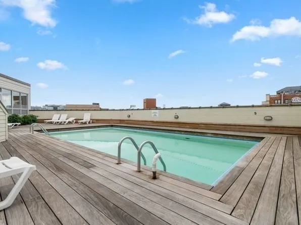 12 Stoneholm St APT 616, Boston, MA 02115