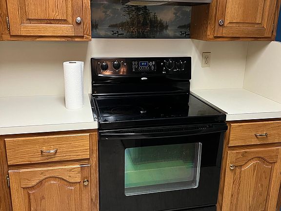 3rd image of 3804 Eastwood Dr