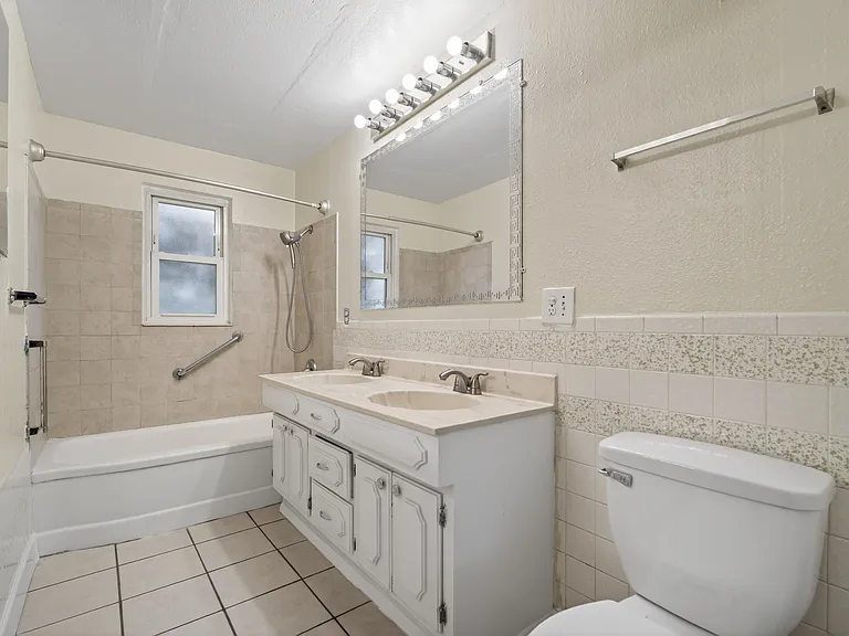 259 Gloria Dr — Photo 24