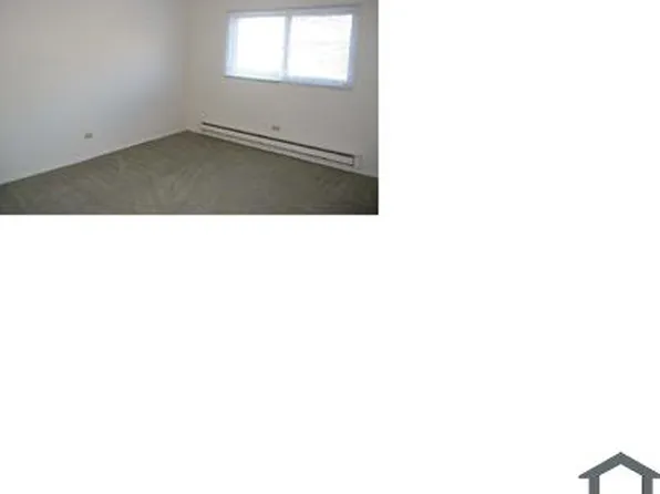 2905 Willow Ln, Zion, IL