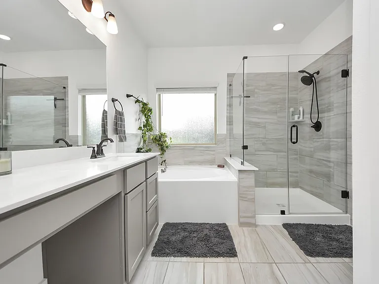 21314 Barcelona Heights Trl — Photo 13