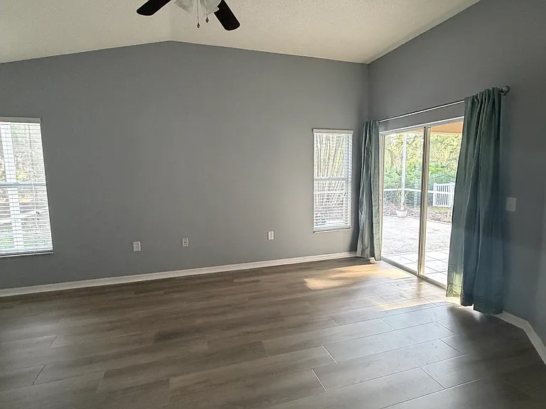 6357 Yellowtop Dr — Photo 19