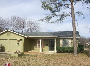 612 W Main St, Crowley, TX 76036