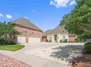 3226 Coates Xing, Baton Rouge, LA 70810