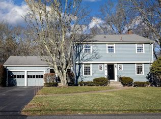 5 Aqueduct Rd, Natick, MA 01760