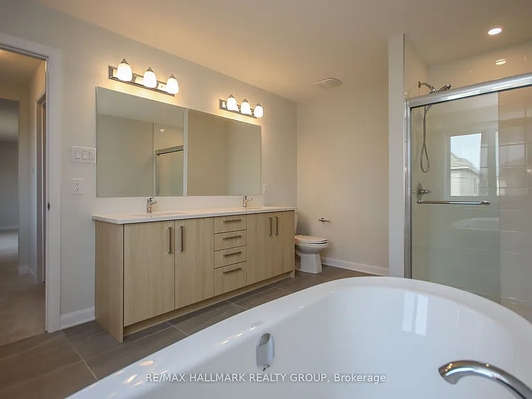 613 Idyllic Ter — Photo 21