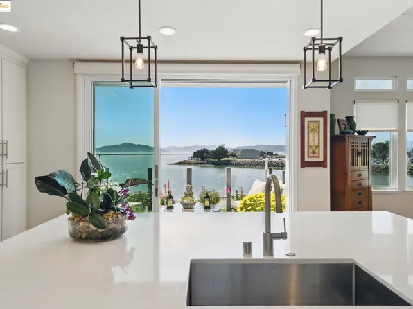 16 Waterline Pl, Richmond, CA 94801