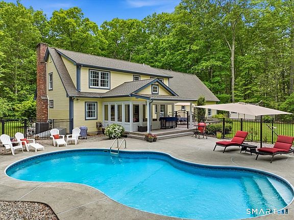 2nd image of 51 Witch Hazel Drive