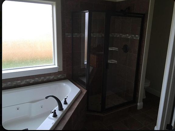 5 piece master bath with jacuzzi tub
