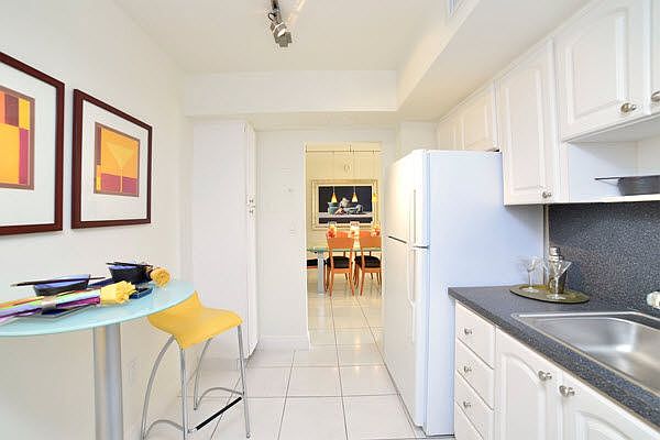 1st image of 100 Kings Point Dr APT 1415