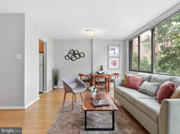 2201 L St NW APT 409, Washington, DC 20037