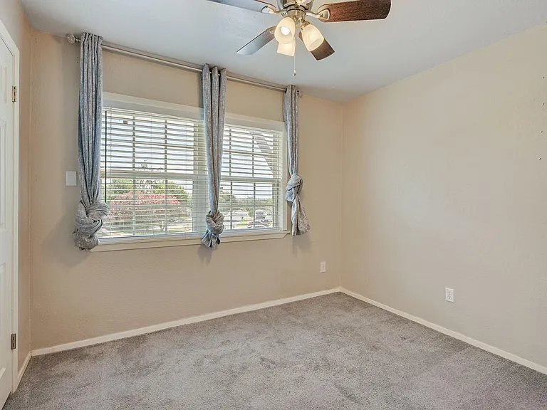 3345 Lodgepole Cir — Photo 13