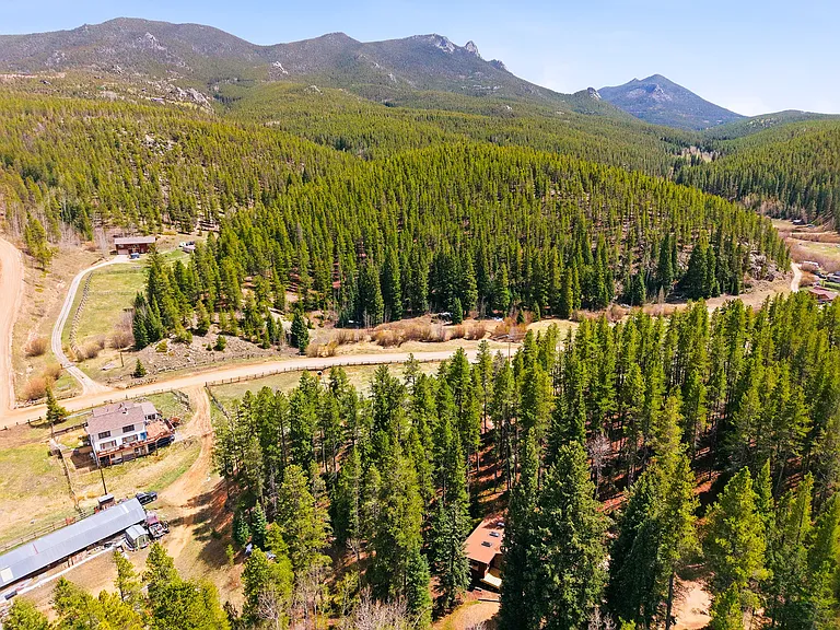2299 S Beaver Creek Rd — Photo 35