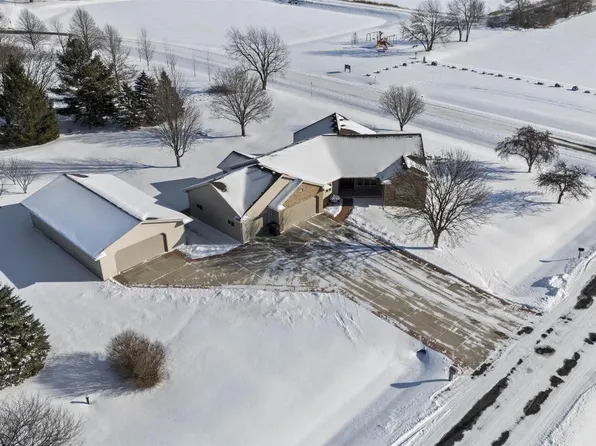 2982 Bunker View, Sun Prairie, WI 53590