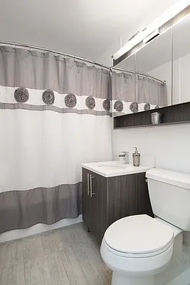Rented by Compass | media 6
